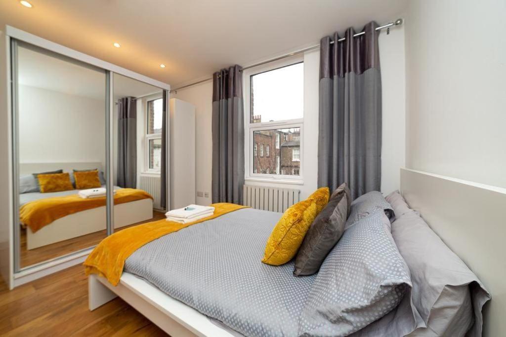 Beautiful 1Bd Apartment On The King'S Road Chelsea 런던 외부 사진
